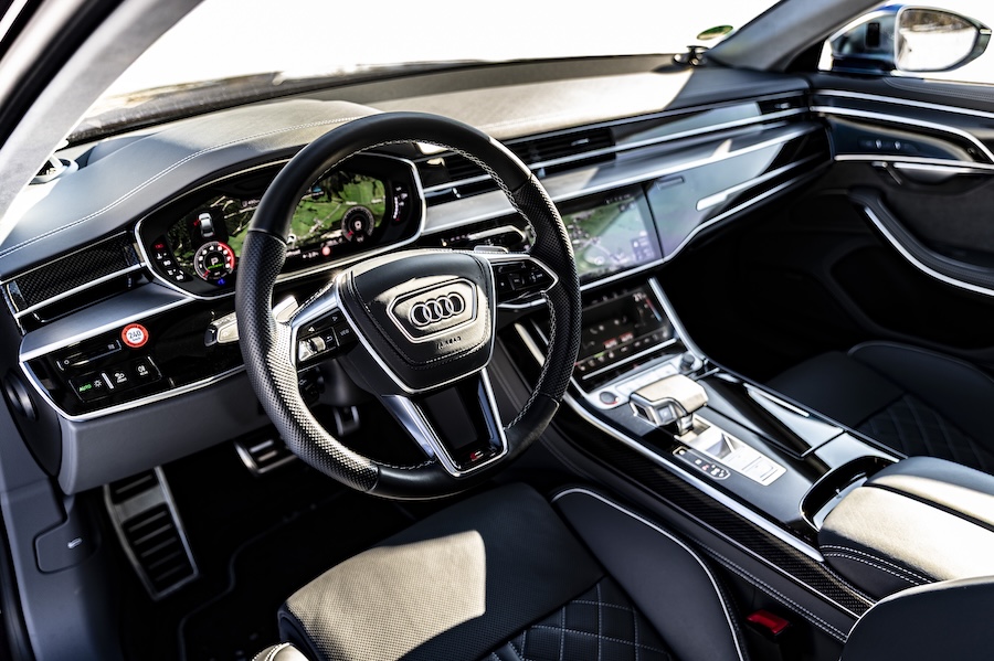 Audi S8 Cockpit Motormag 02/2025