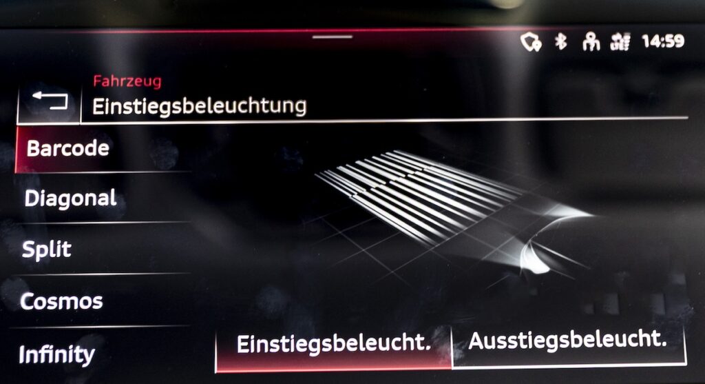 Audi S8 Display Einstiegsbeleuchtung-4 Motormag 02/2025