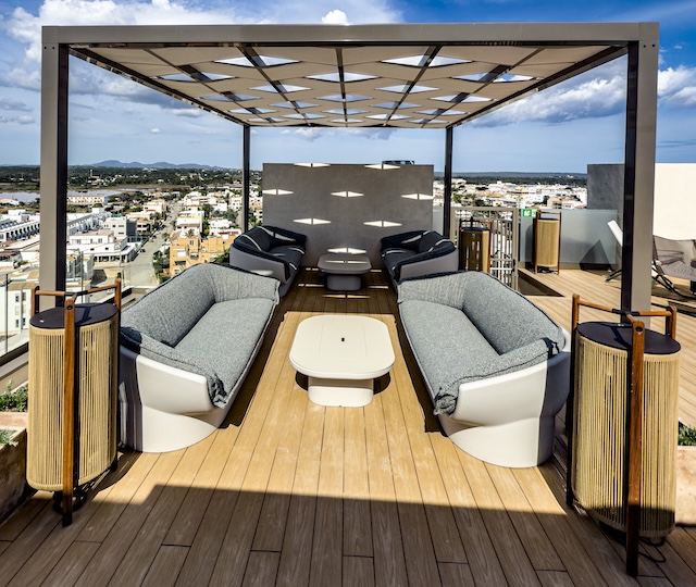 Dachterrasse des 5-Sterne-Hotels Iberostar Selection Es Trenc in Colonia de Sant Jordi-2