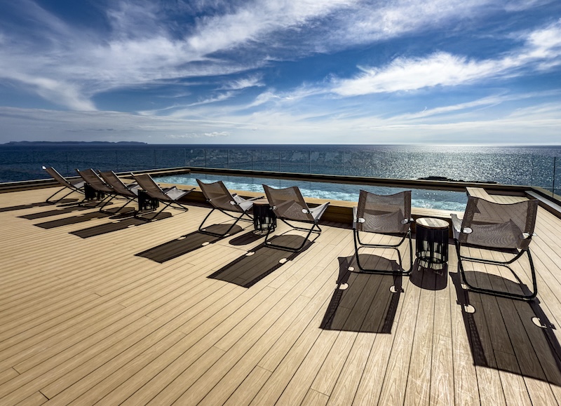 Dachterrasse und Pool des 5-Sterne-Hotels Iberostar Selection Es Trenc in Colonia de Sant Jordi-5