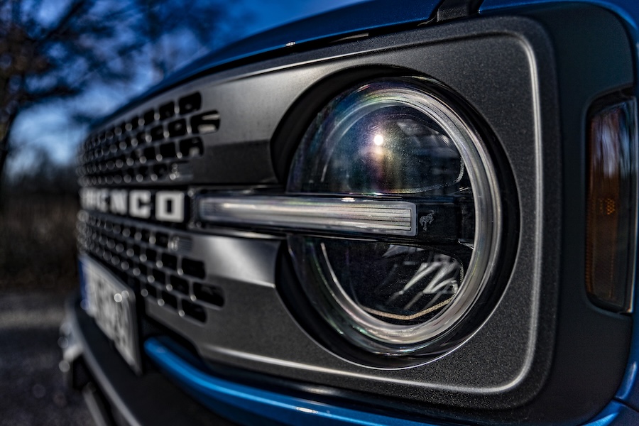 Ford Bronco aussen Scheinwerfer MotorMag 02-2025 SUVness