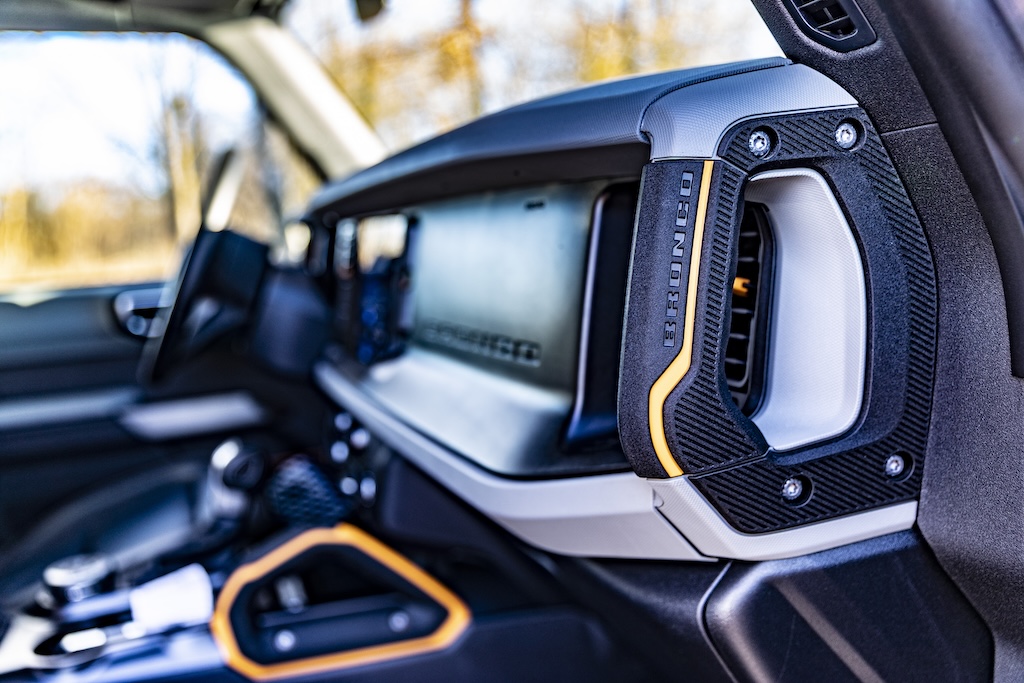 Ford Bronco innen Dashboard Beifahrerseite MotorMag 02-2025 SUVness