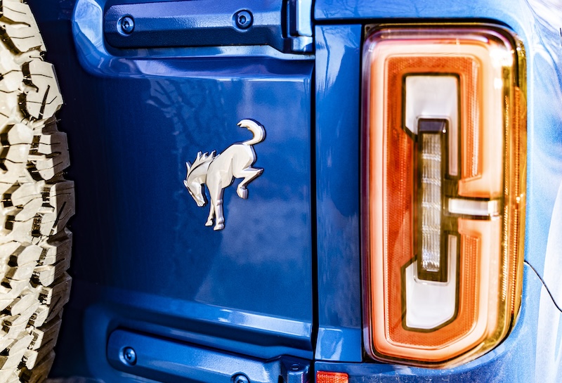 Ford Bronco aussen Heck Branco-Logo MotorMag 02-2025 SUVness