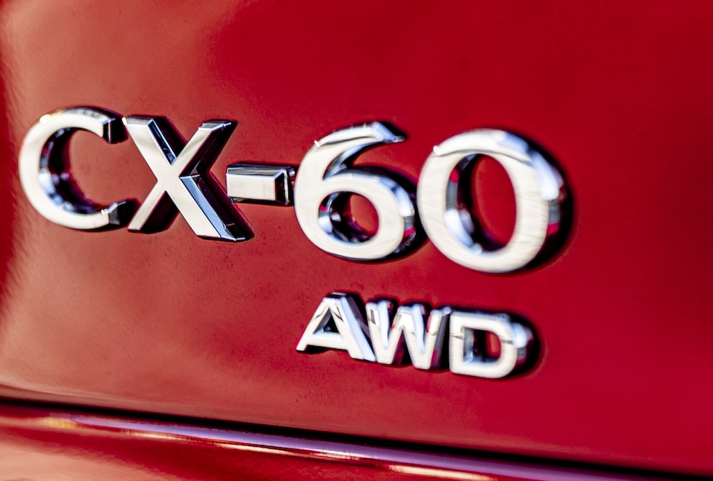 Mazda-CX60 MotorMag Reinhold Deisenhofer aussen Typenschild