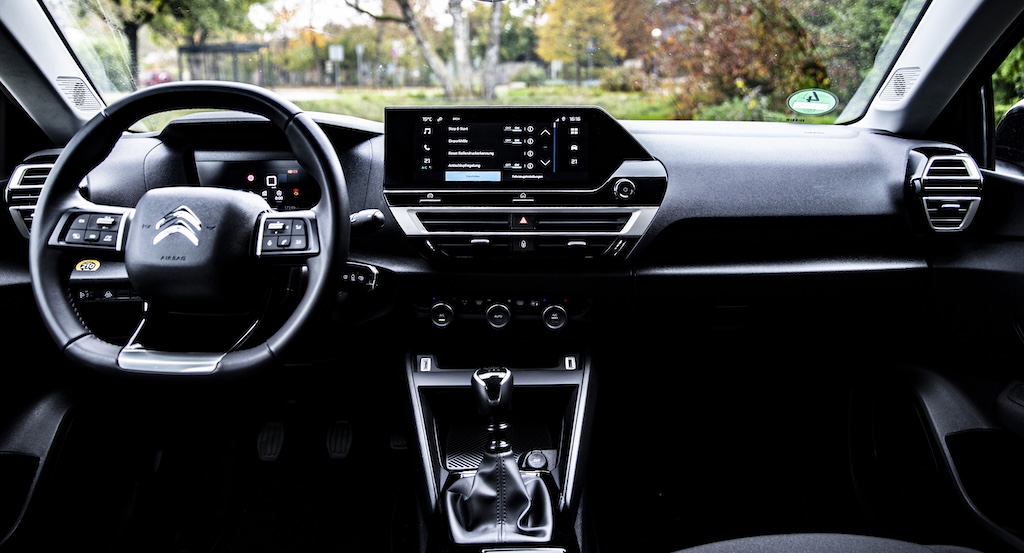 MotorMag Reinhold Deisenhofer Citroen C4You innen Cockpit