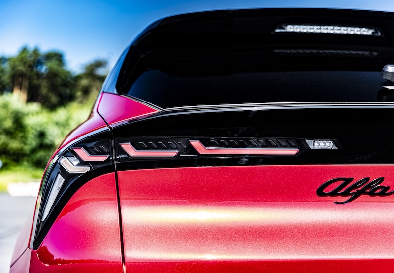 Alfa Romeo Junior Reinhold Deisenhofer MotorMag aussen Heckleuchte nah