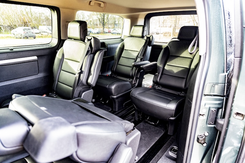 Opel Vivaro innen Sitzplätze Reinhold Deisenhofer MotorMag