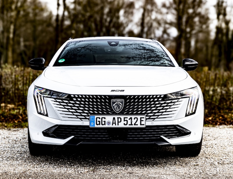 MotorMag Reinhold Deisenhofer Peugeot 508 Hybrid aussen front