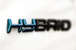 MotorMag Reinhold Deisenhofer Peugeot 508 Hybrid aussen Logo nah