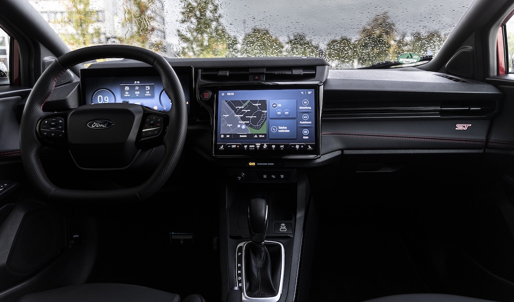 Ford Puma ST innen Cockpit