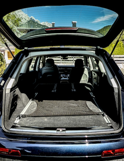 Audi Q7 PHEV MotorMag SUVness Reinhold Deisenhofer Heck Kofferraum