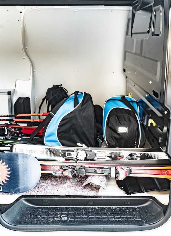 Opell Vivaro innen Kofferraum MotorMag Reinhold Deisenhofer