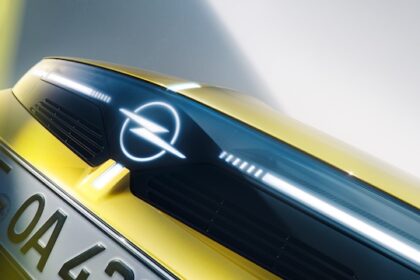 Opel Astra Design Skizze aussen Vizor nah