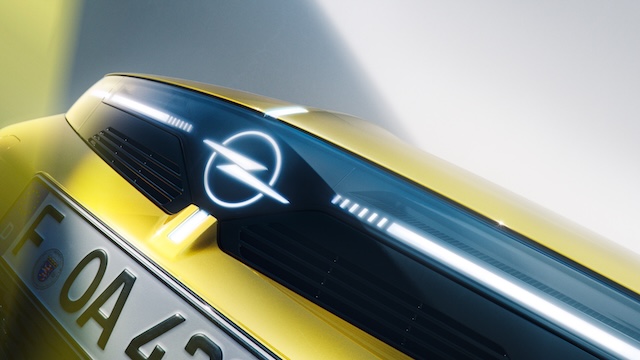 Opel Astra Design Skizze aussen Vizor nah