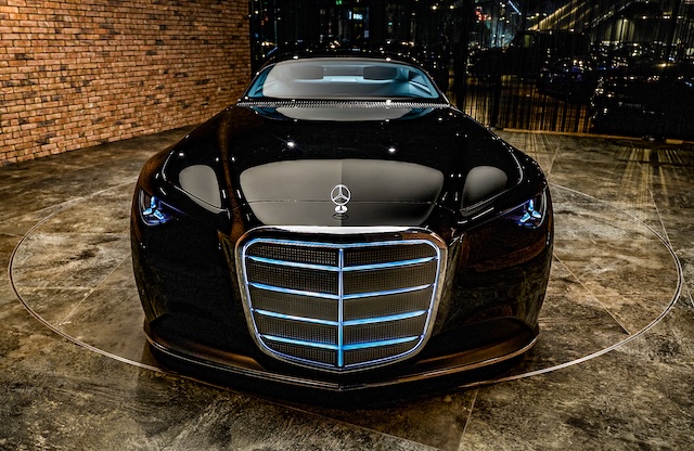 Mercedes-Benz Vision Iconic Front CDE 2026 Reinhold Deisenhofer MotorMag