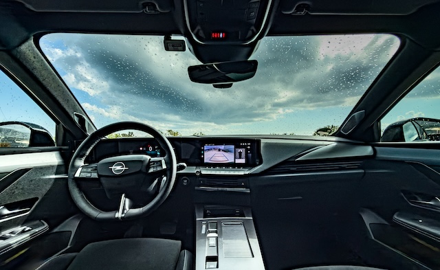 Opel Astra Electric innen total MotorMag Reinhold Deisenhofer