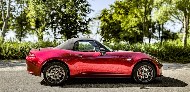 Mazda MX-5 aussen geschlossen Flanke MotorMag Reinhold