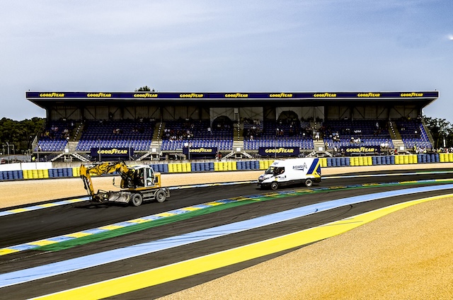 WEC 24h Le Mans 2026 Streckenreinigung7 Reinhold Deisenhofer MotorMag