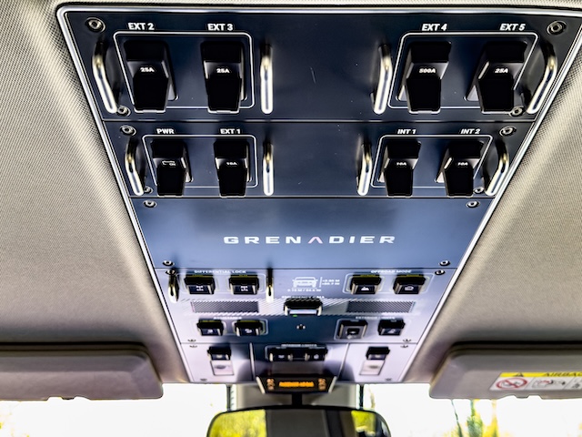 Ineos_grenadier_innen_dachhimmel_reinhold_deisenhofer_motormag_IMG_4703