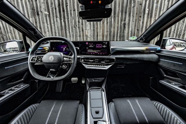 Renault_Clio_innen_Cockpit_reinhold_deisenhofer
