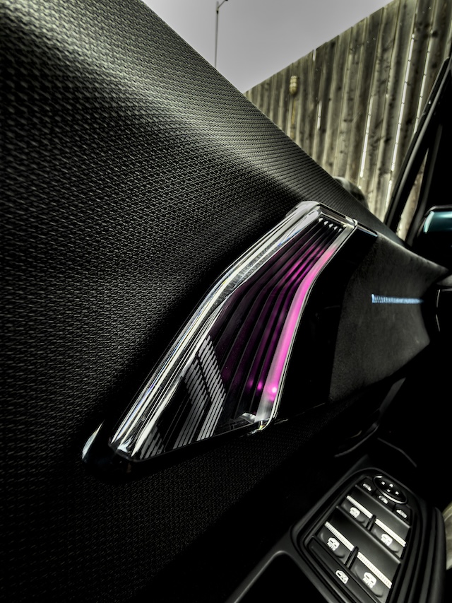 Renault_Clio_innen_Cockpit_nah2_IMG_4182_reinhold_deisenhofer