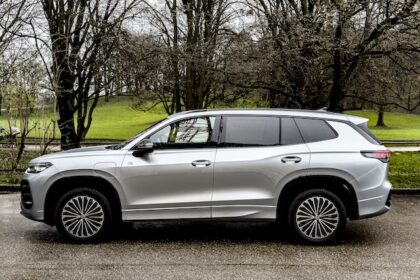 VW_Tayron_Flanke_aussen_IMG_3722