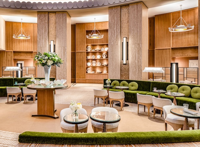 MotorMag-03-2026-TRAVELness-Anantara_Plaza_Nice_Hotel_Les_Colonnades_Restaurant © Anantara Hotels, Resorts & Spas 1
